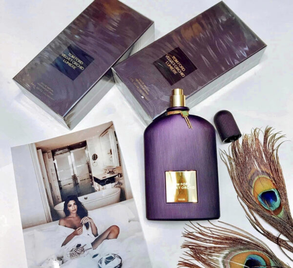 tom-ford-velvet-orchid