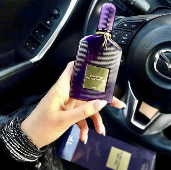 tom-ford-velvet-orchid