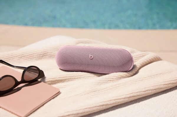 beats-pill-blush-pink